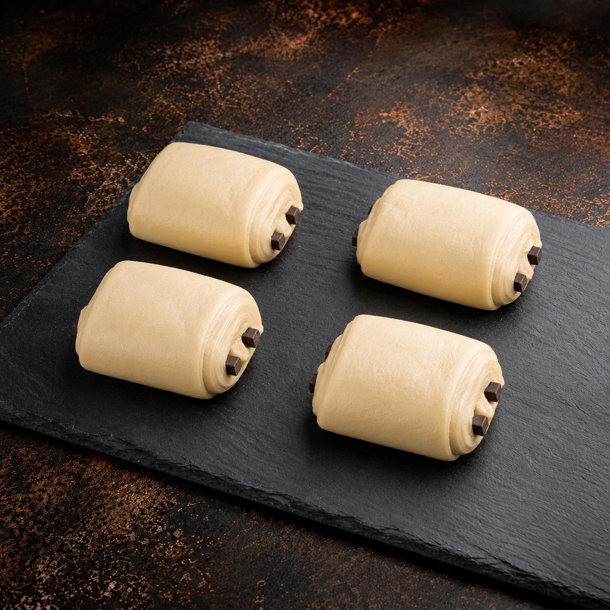 KOSHER PAIN AU CHOCOLATE FROZEN UNBAKED CHOCOLATE CROISSANT  100 X 80 GR.